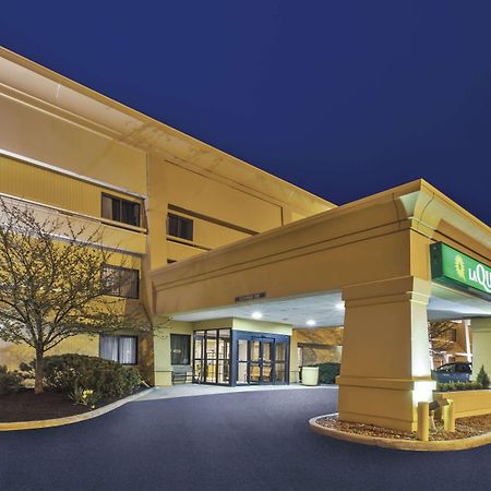 La Quinta Inn By Wyndham Toledo Perrysburg Exterior photo